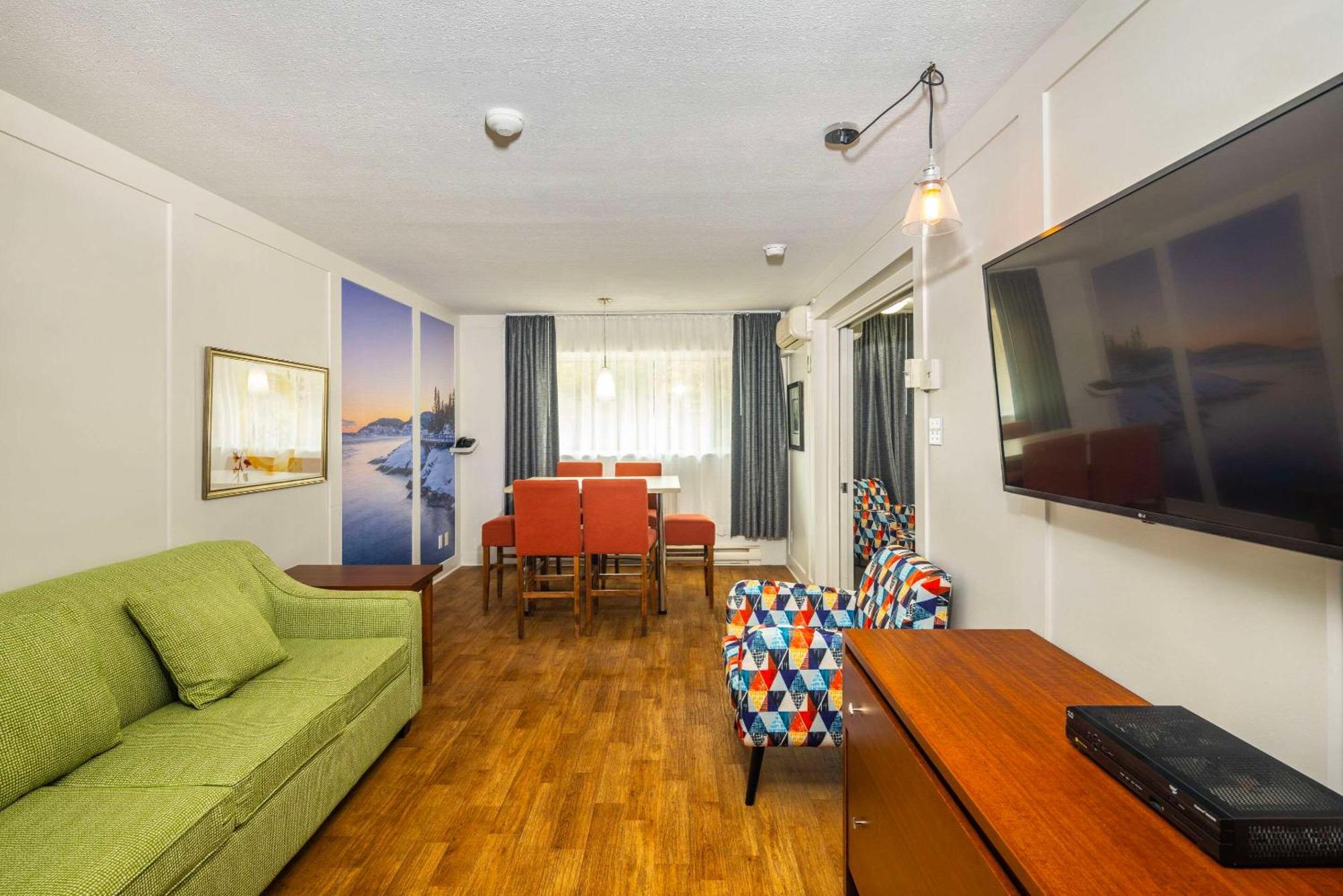 Clarion Pointe La Malbaie Hotel Kültér fotó